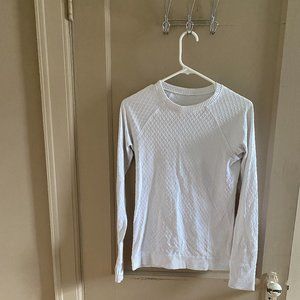Long Sleeve, textured Lululemon Top